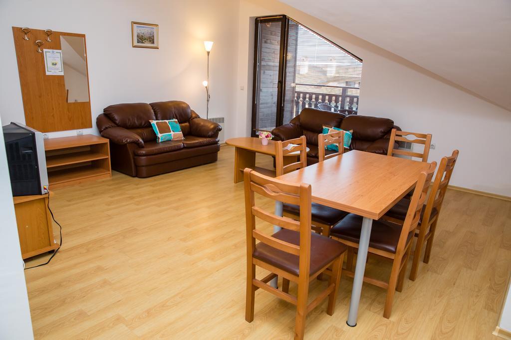 Three Mountains Penthouse Apartment 647 Razlog Extérieur photo